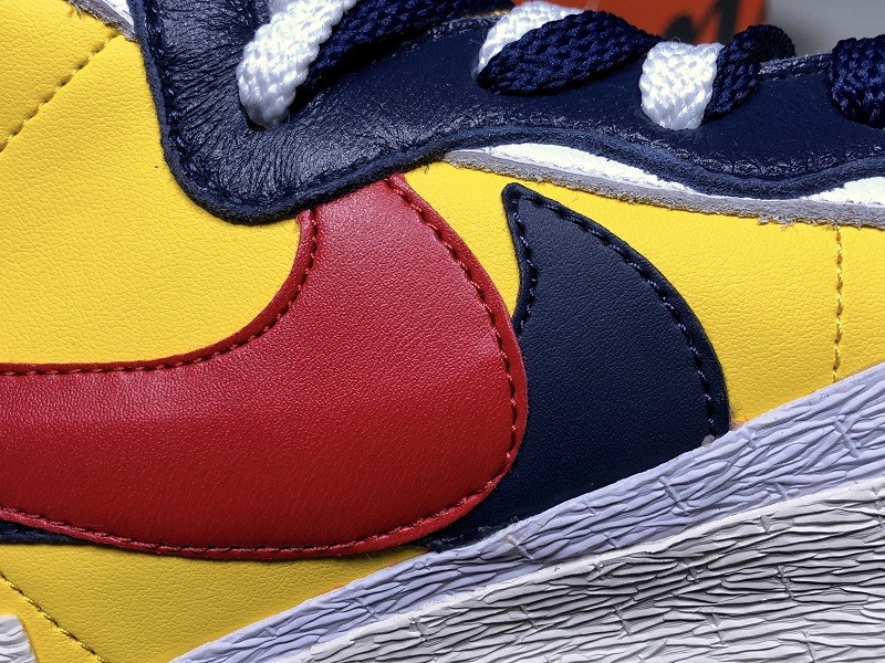 Nike Blazer Mid sacai Snow Beach