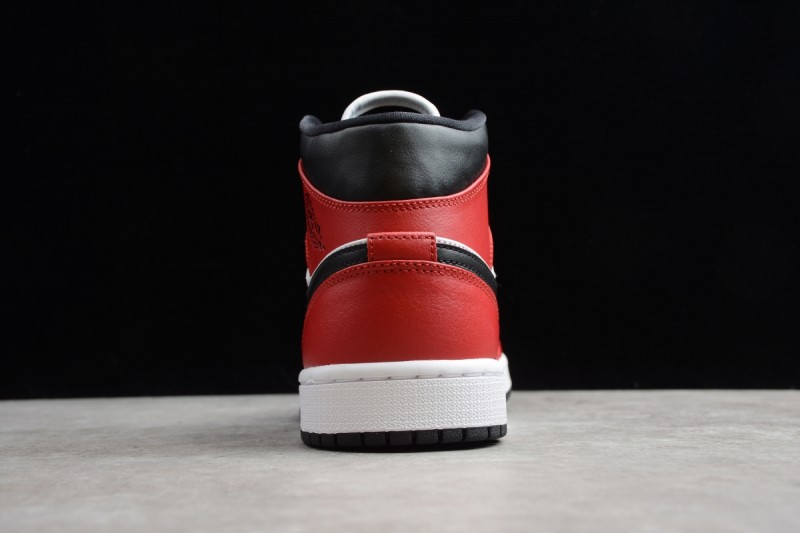 Jordan 1 Mid Chicago Toe