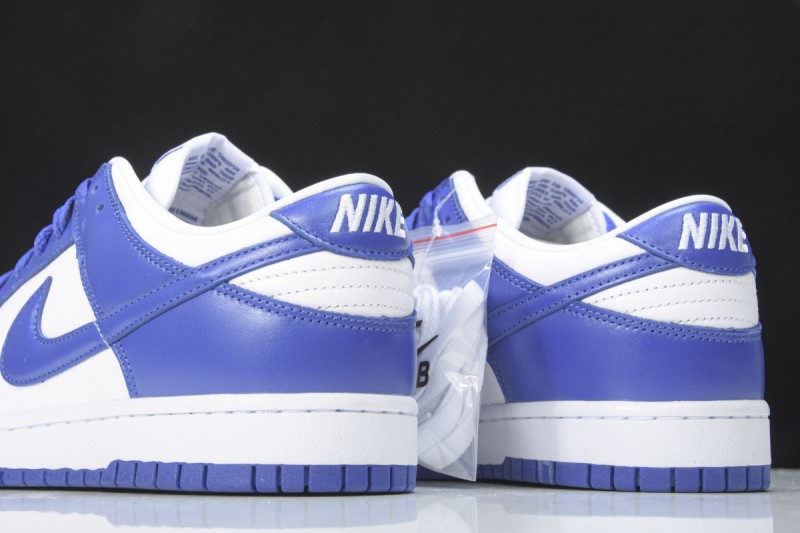 Nike Dunk Low SP Kentucky