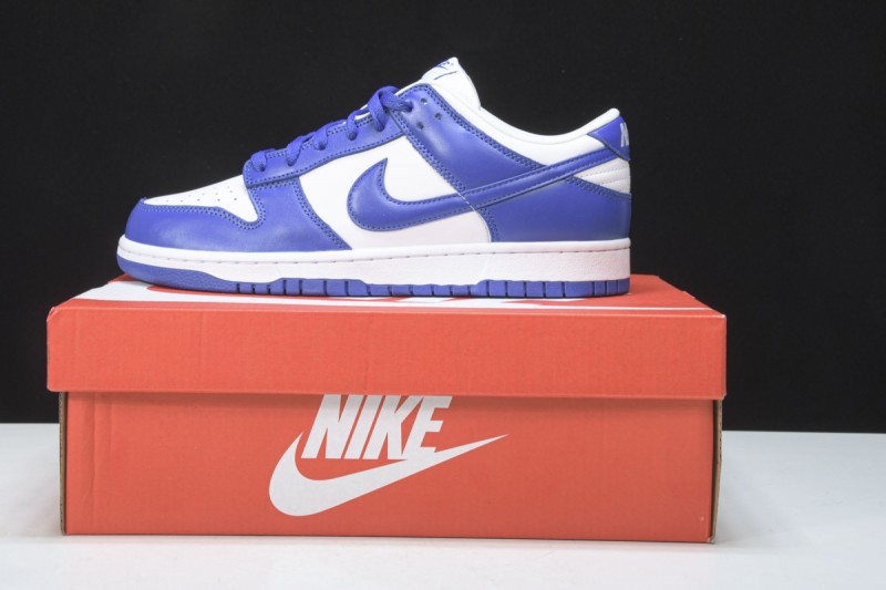 Nike Dunk Low SP Kentucky