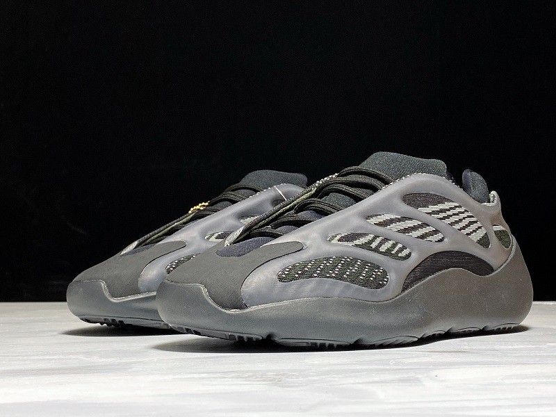 adidas Yeezy 700 V3 Alvah