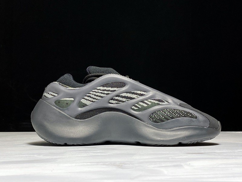 adidas Yeezy 700 V3 Alvah