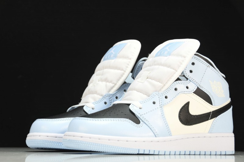 Jordan 1 Mid Ice Blue