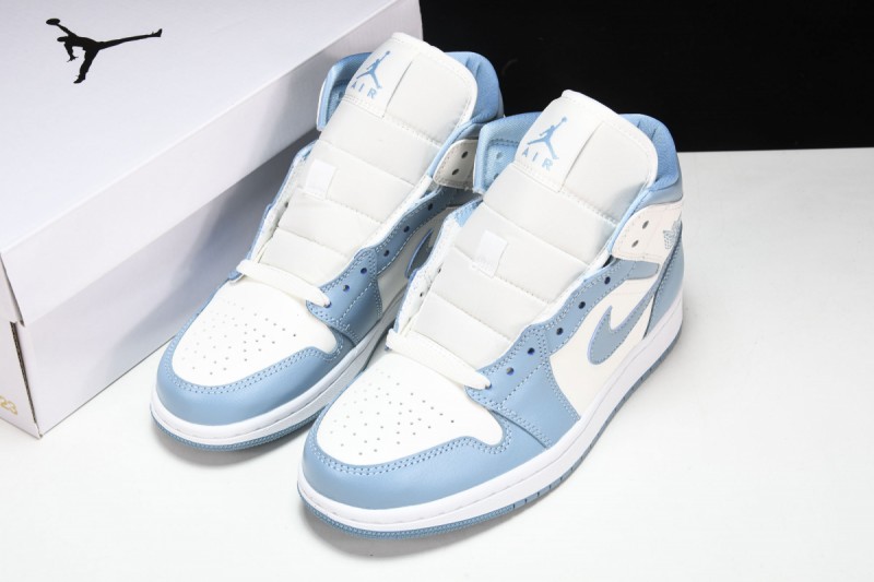 Jordan 1 Mid UNC (2022)