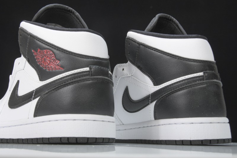 Jordan 1 Mid Reverse Black Toe