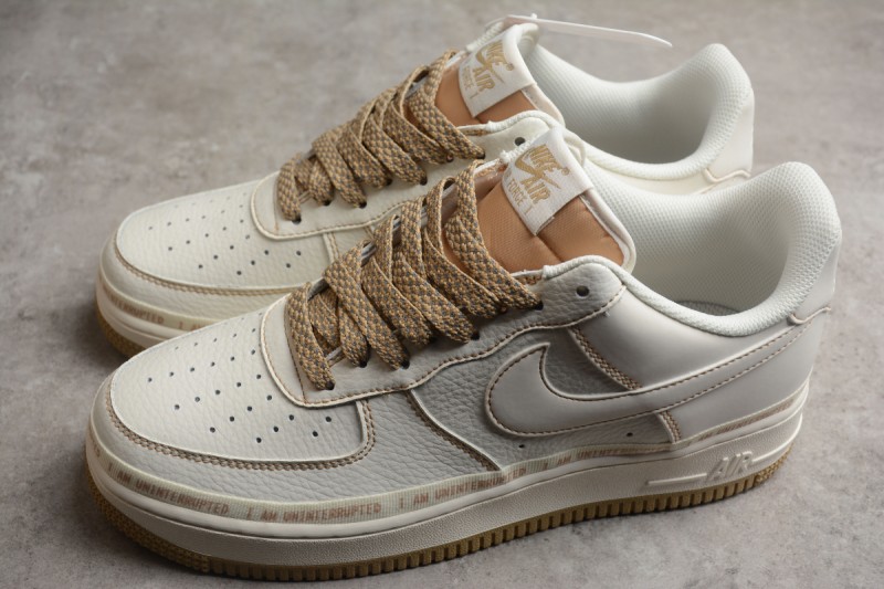 Nike Air Force 1 Low LV8