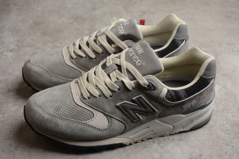 New Balance ML999AA