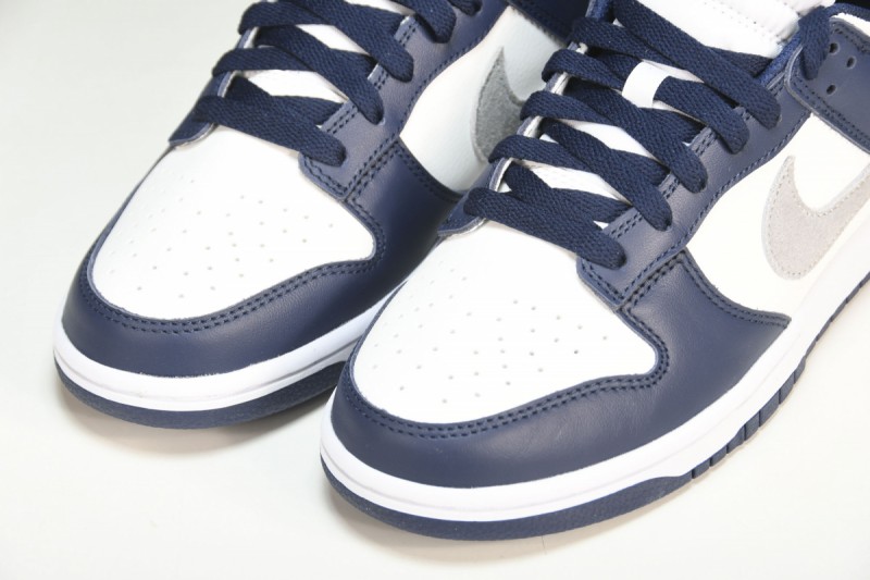 Nike Dunk Low Summit White Midnight Navy