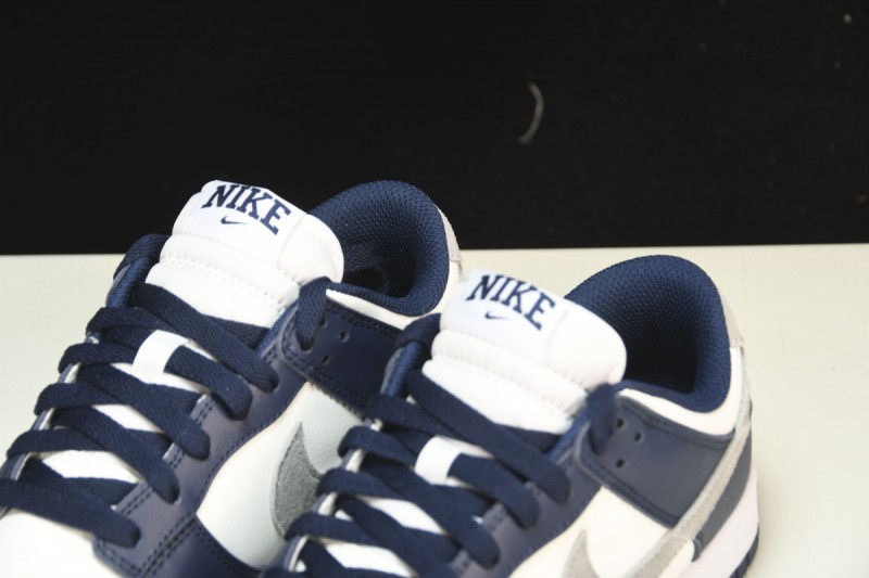 Nike Dunk Low Summit White Midnight Navy