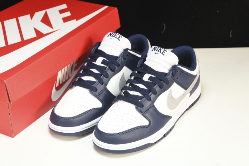 Nike Dunk Low Summit White Midnight Navy