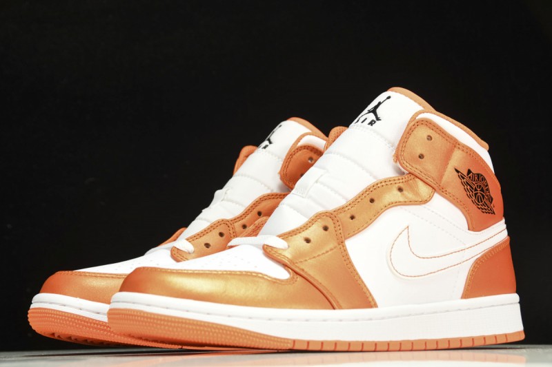 Jordan 1 Mid Metallic Orange