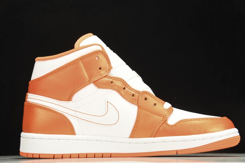 Jordan 1 Mid Metallic Orange