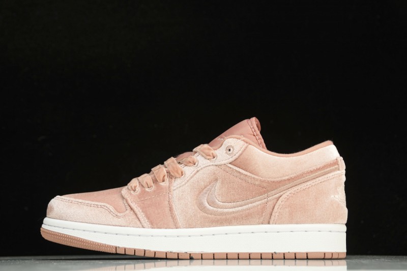 Air Jordan 1 Low SE Pink Velvet