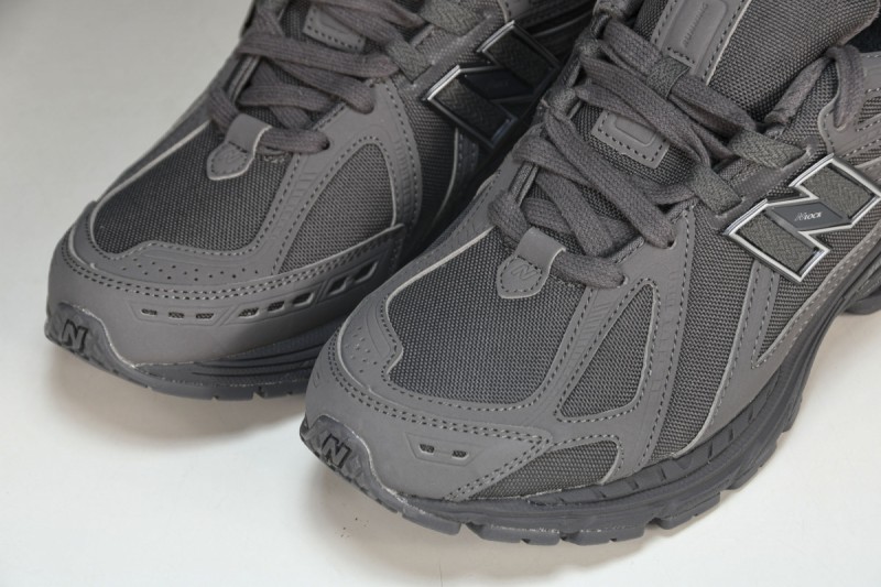 New Balance 1906R Cordura Magnet