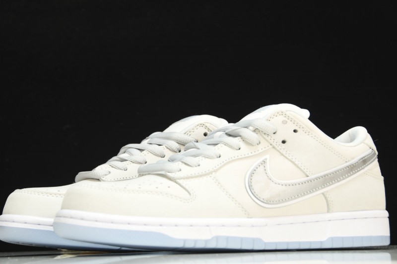 Nike SB Dunk Low White Lobster