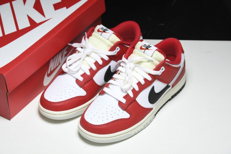 Nike Dunk Low Chicago Split