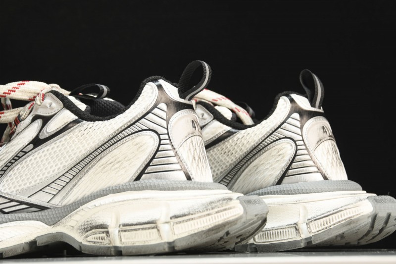 BALENCIAGA 3XL TRAINERS IN WHITE/GREY