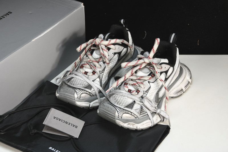 BALENCIAGA 3XL TRAINERS IN WHITE/GREY