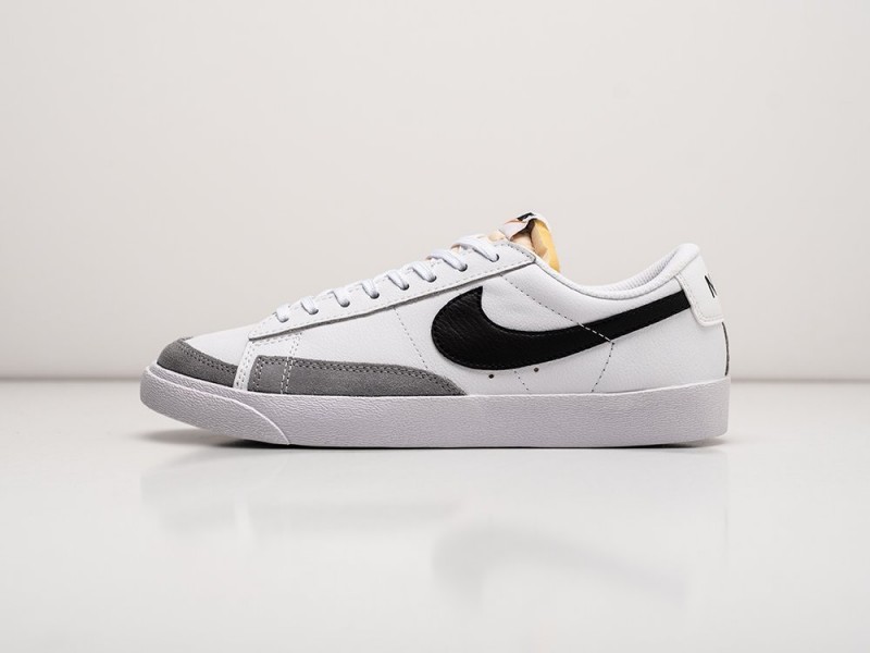 Nike Blazer Low 77