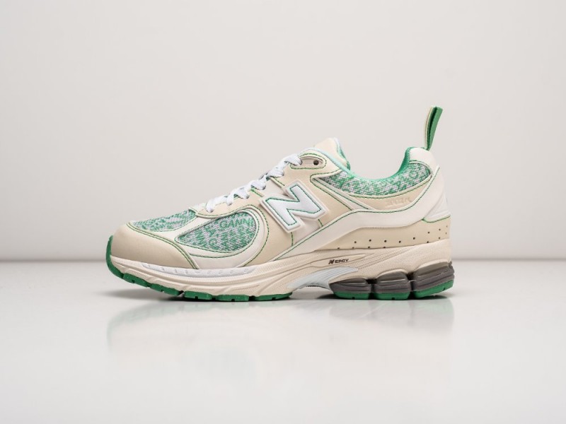 WMNS GANNI x New Balance 2002R