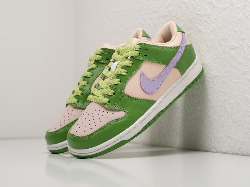 WMNS Nike SB Dunk Low