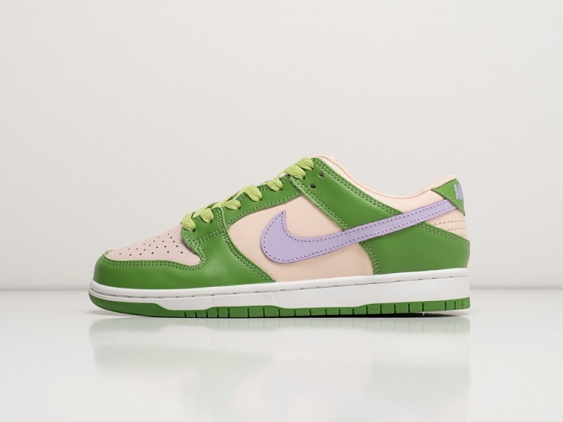 WMNS Nike SB Dunk Low