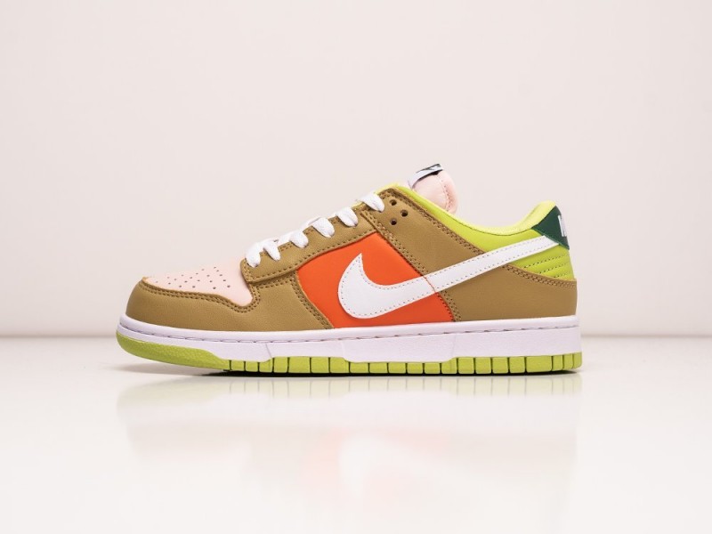 WMNS Nike SB Dunk Low