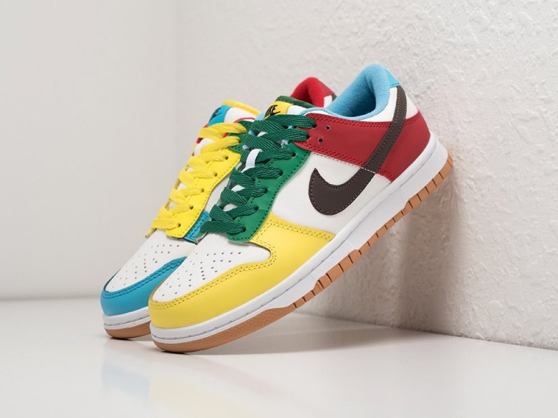 WMNS Nike SB Dunk Low