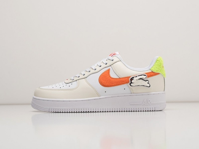 Nike Air Force 1 07 LV8 1