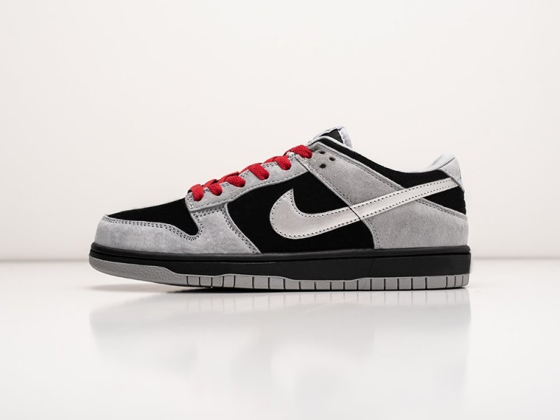 Nike SB Dunk Low