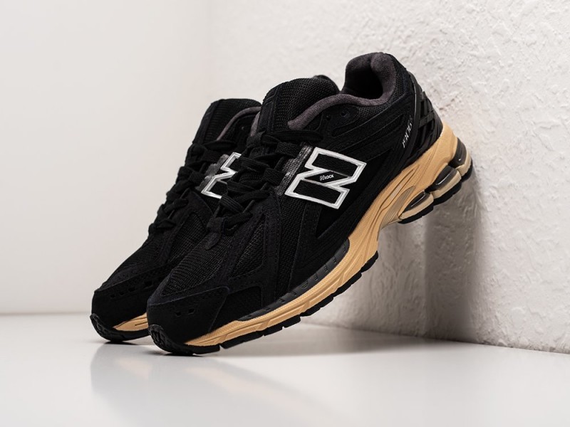 New Balance 1906R