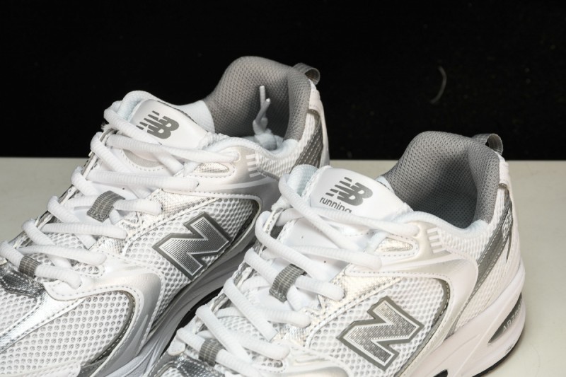 New Balance 530 White