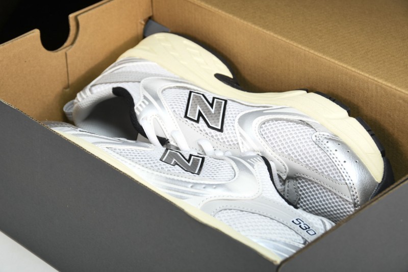 New Balance 530 White/Cream