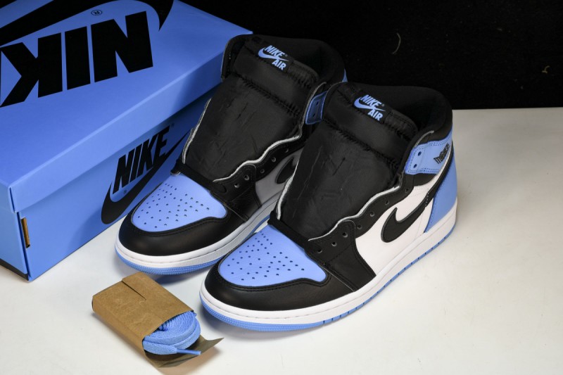 Jordan 1 High OG UNC Toe