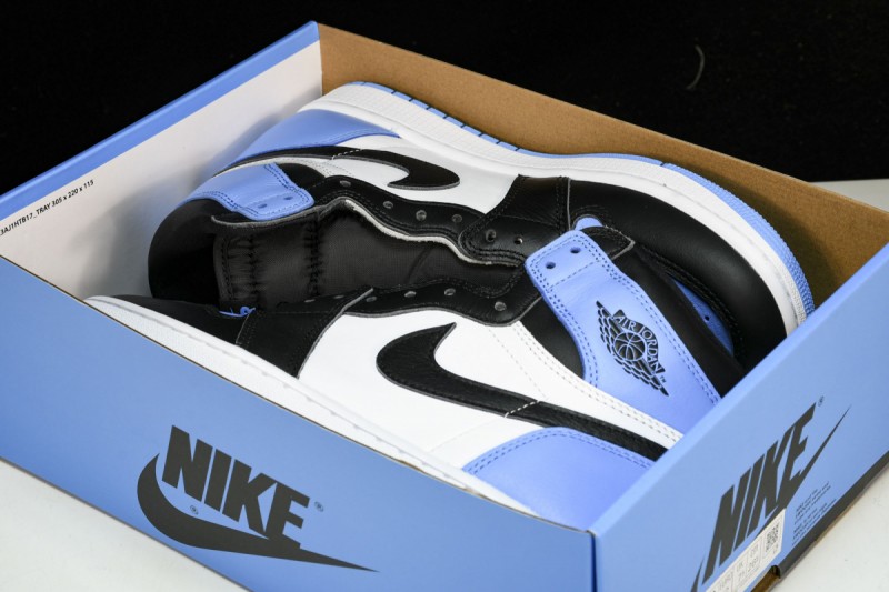 Jordan 1 High OG UNC Toe