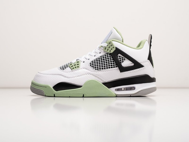 Nike Air Jordan 4 Retro