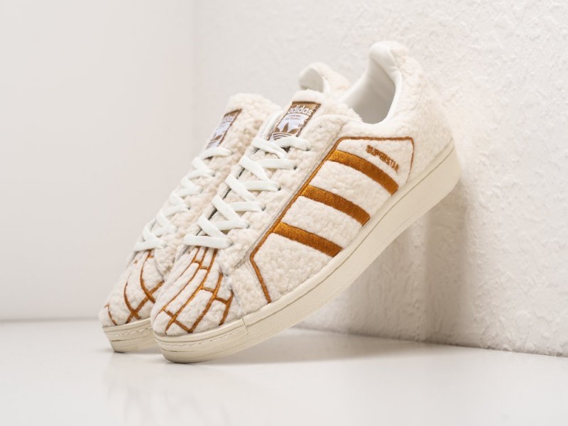 Adidas Superstar