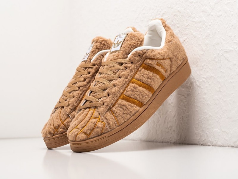 Adidas Superstar