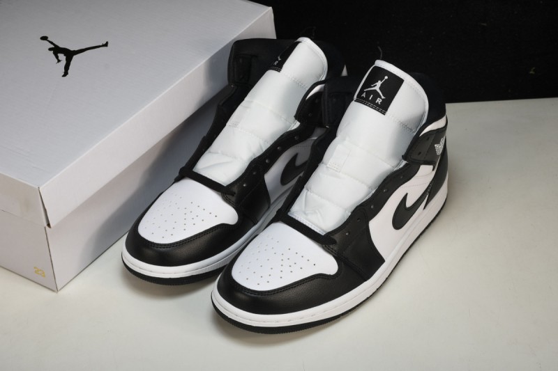 Jordan 1 Mid Panda