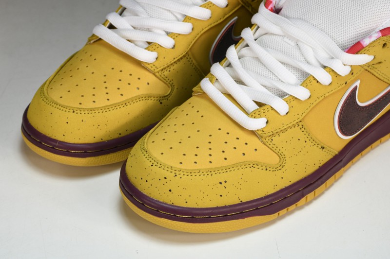 Nike SB Dunk Low Yellow Lobster