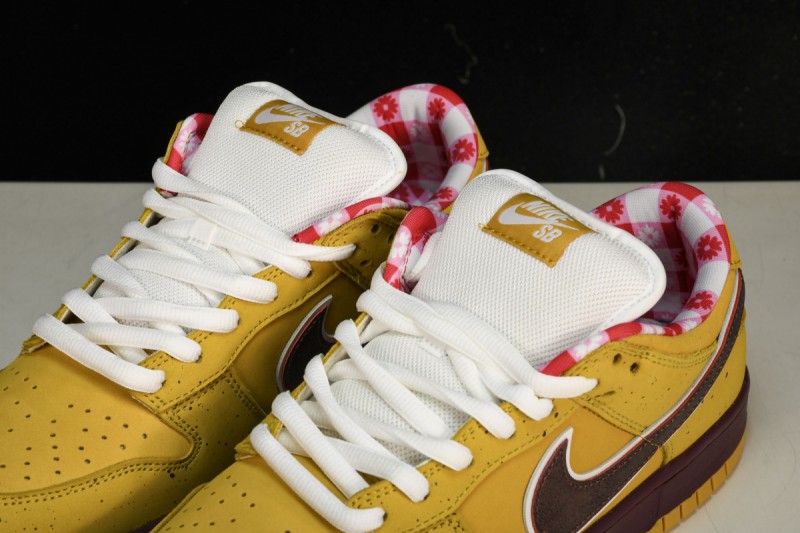 Nike SB Dunk Low Yellow Lobster