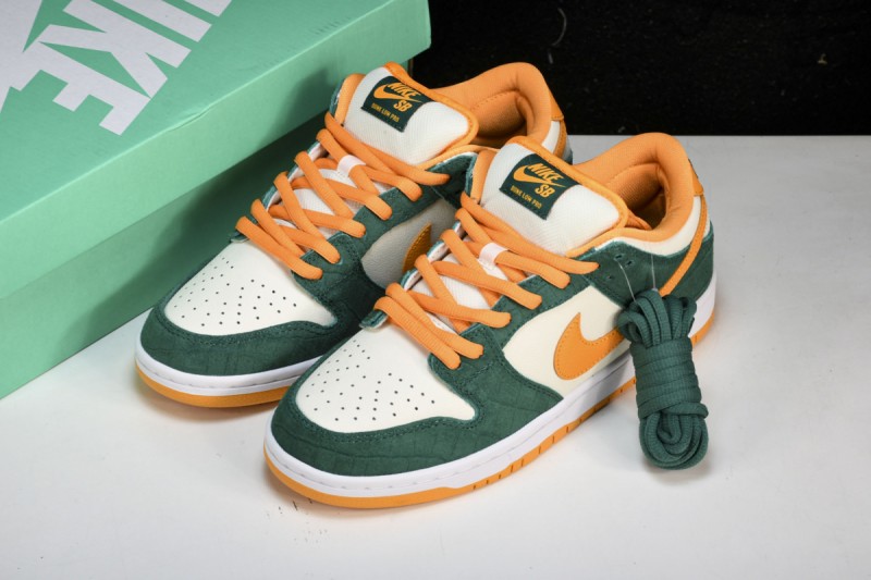 Nike SB Dunk Low Legion Pine Kumquat