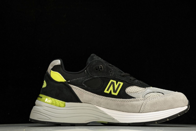 New Balance 992 MiUSA Black Grey Volt