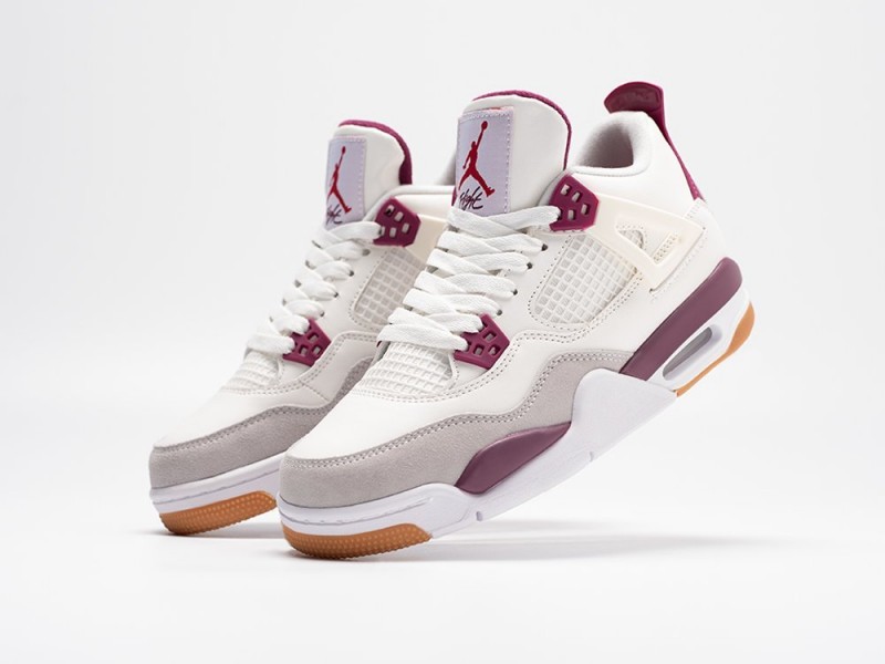 Nike Air Jordan 4 Retro