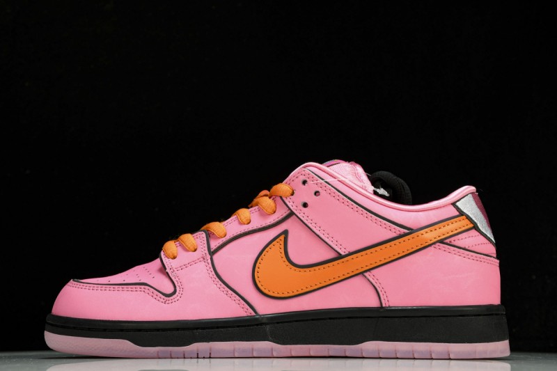 Nike SB Dunk Low x The Powerpuff Girls “Blossom”