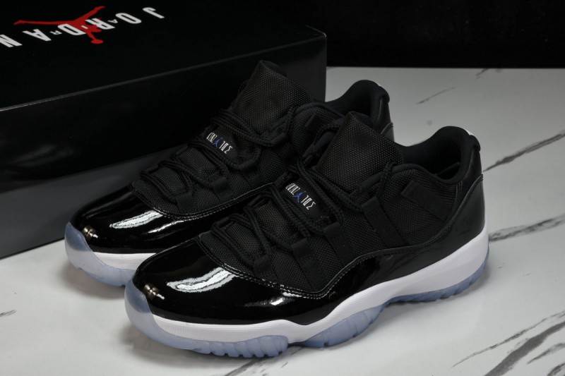 Jordan 11 Retro Low - Space Jam