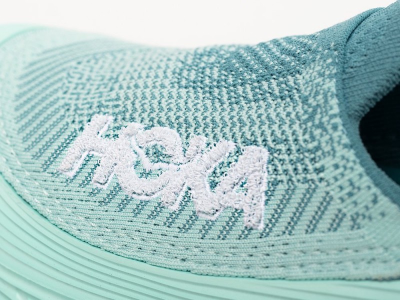 Hoka Restore TC