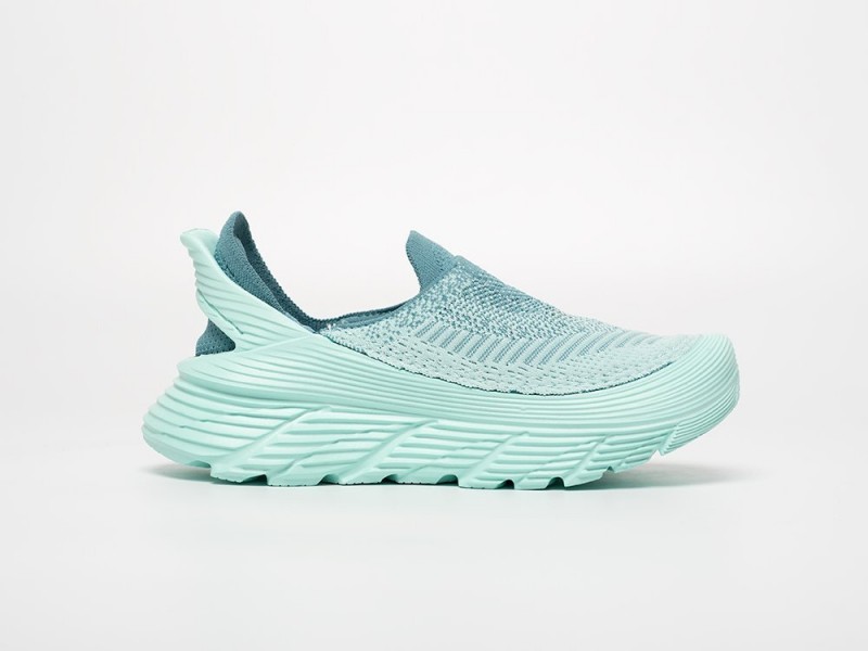 Hoka Restore TC