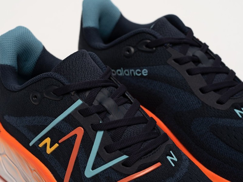 New Balance Fresh Foam X More Trail v4