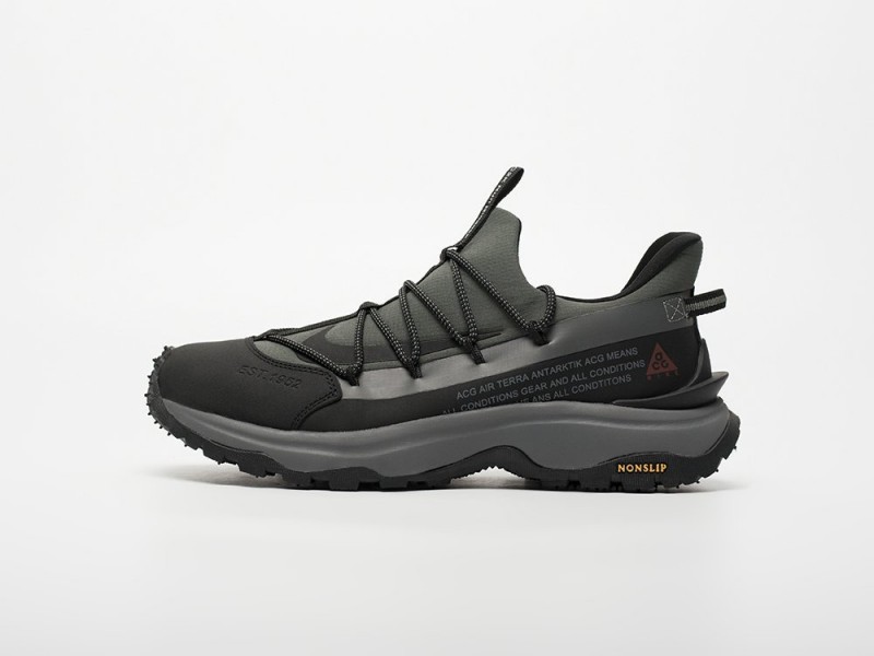 Nike ACG